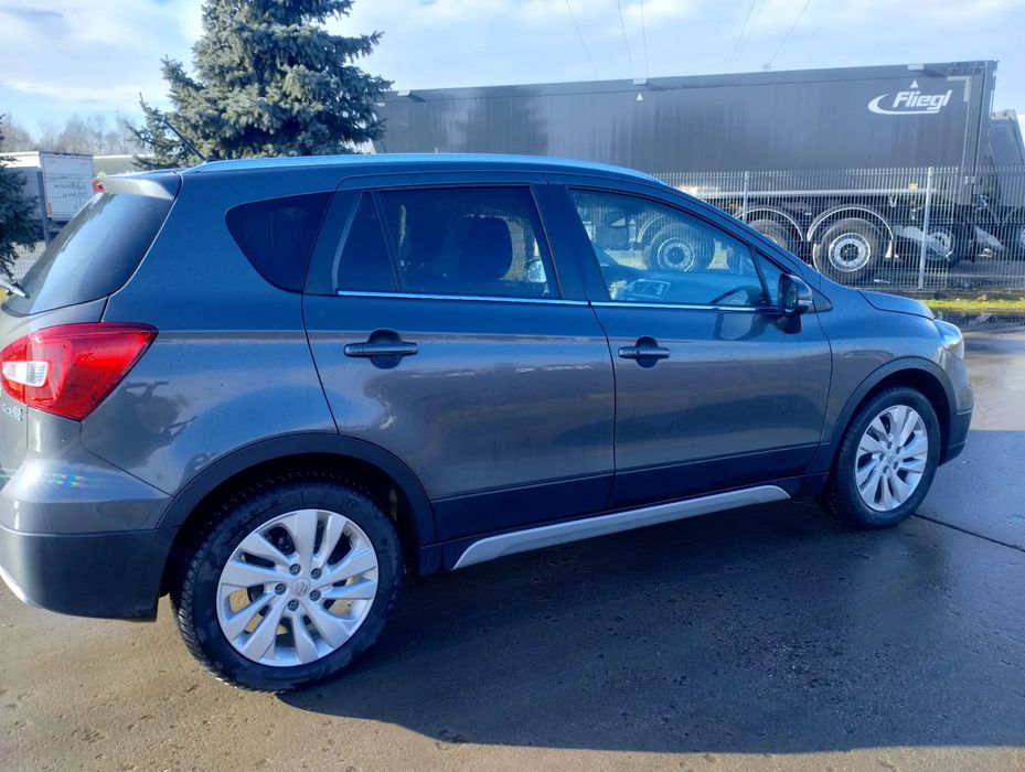 Suzuki SX4 S-Cross Suzuki SX4 S-cross , Bezwypadkowy, Polski Salon