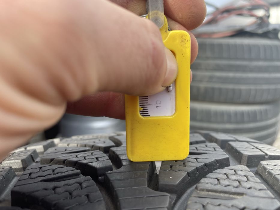 1x opona 235/60/18 bridgestone blizzak LM-80 evo 2021 rok super stan