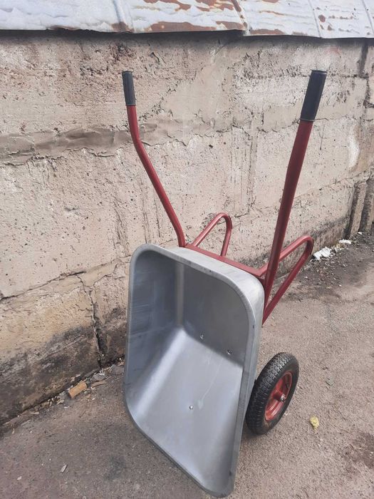 Тачка садова будівельна строительная двоколісна Krok-2 90л. ЛАТВИЯ