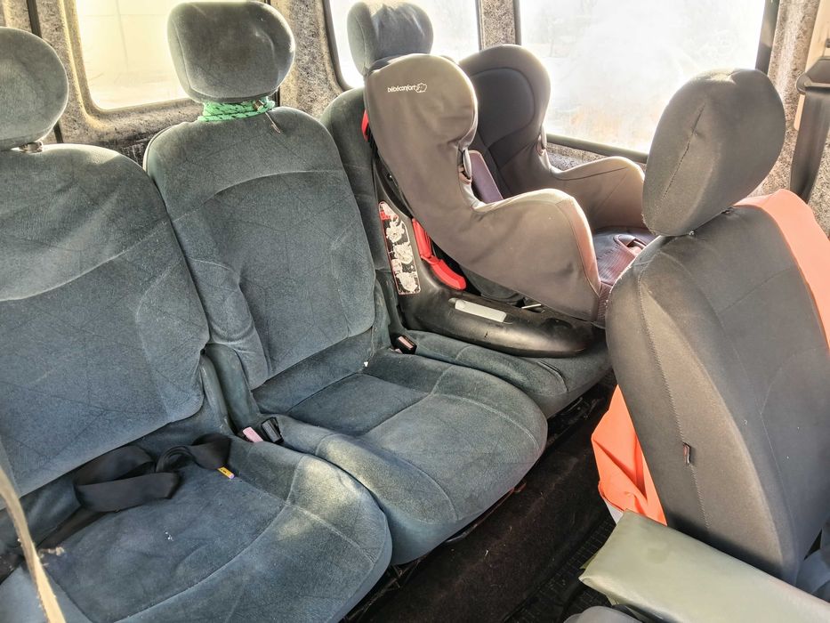 Пежо партнер пасажир 2,0 дізель