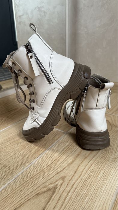 Черевики осінні ботинки