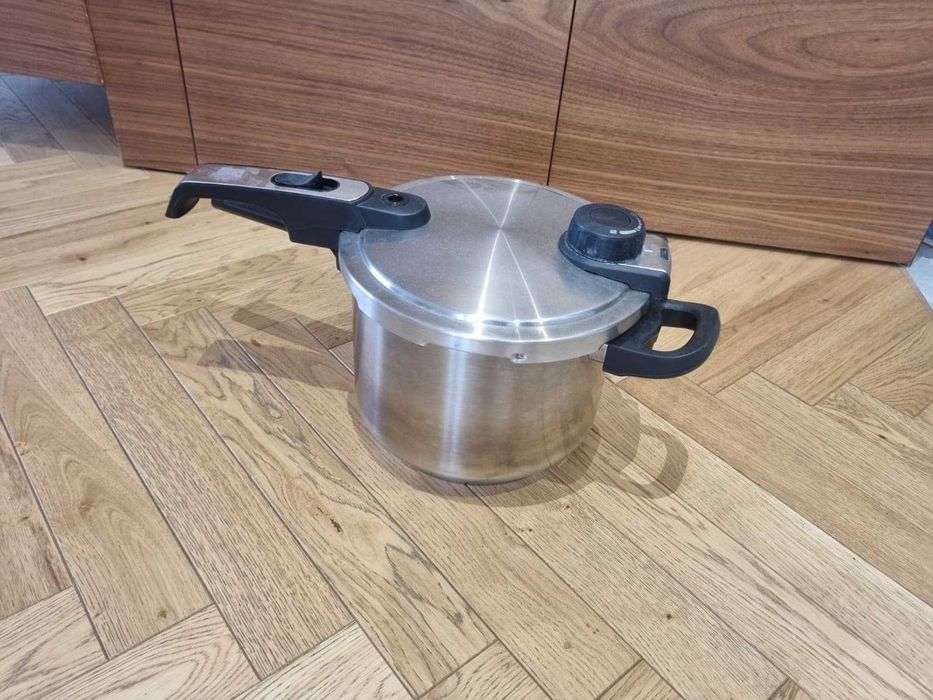Szybkowar 6L Ikea