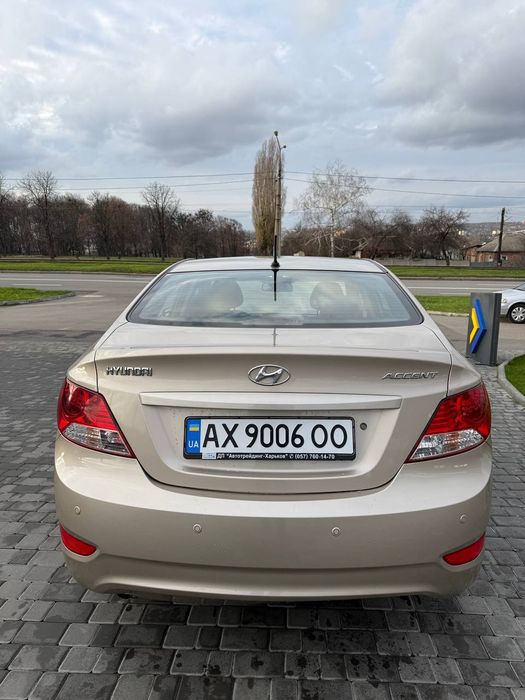 Оренда Hyundai Accent (газ/бензин)