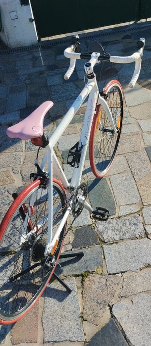 Bicicleta estrada senhora