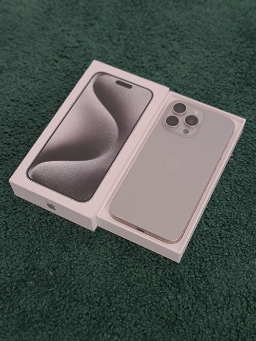 IPhone 15 Pro Max 256GB Titânio Natural