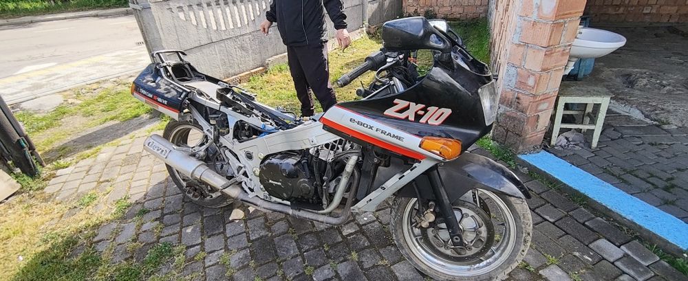 Мотоцикл кавасакі зх 1000