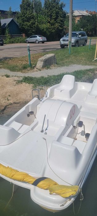 Водних велісипедів (катамарани) Fiesta 5 Б/У