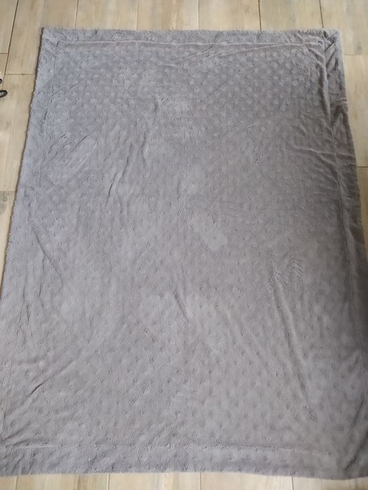 Narzuta pled futerko futrzak pluszowy 200x150