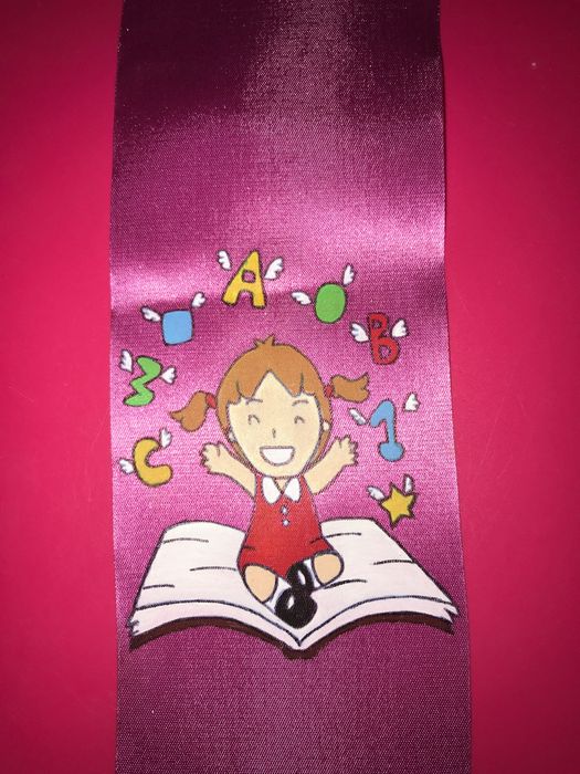 Pinto fitas académicas personalizadas