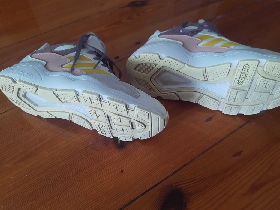 Buty damskie snakersy