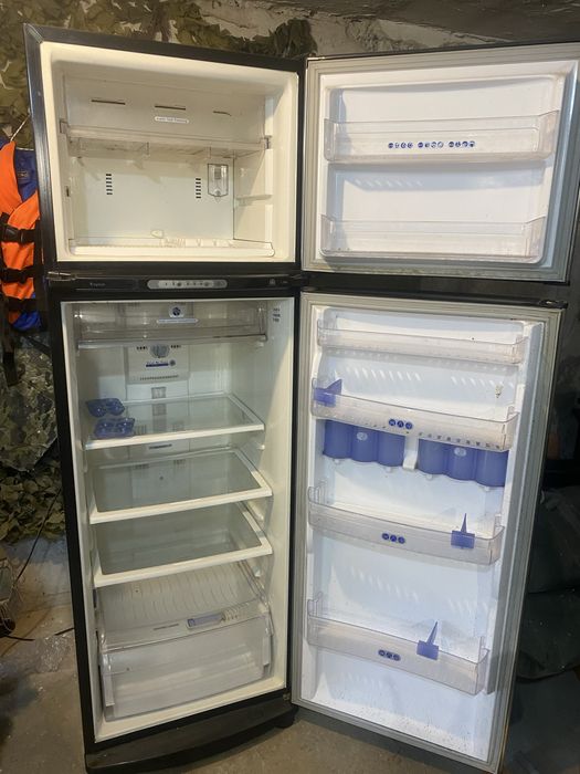 Продам холодильник