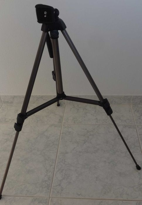 Tripé Vanguard VT-133 com Cabeça