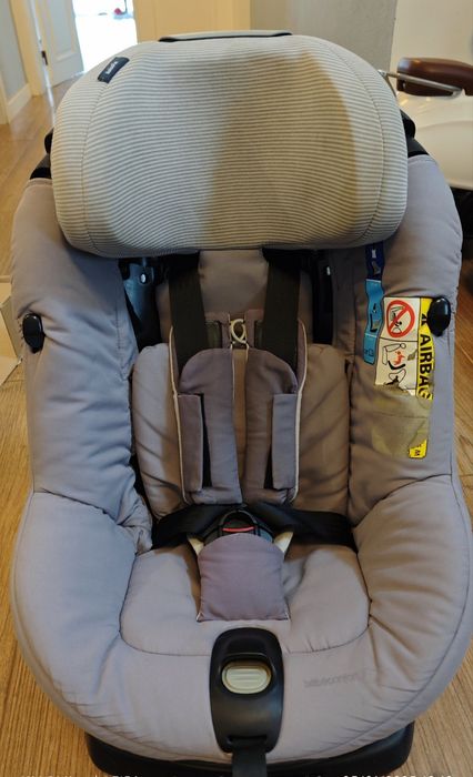 Vendo cadeira auto bebe tlrotativa 360° "Bebeconfort"