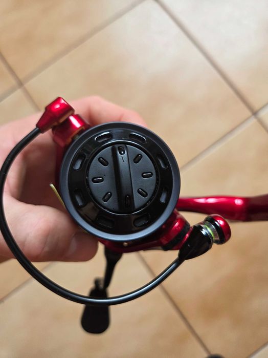 Kołowrotek Rayobi zauber 3000 FD RED