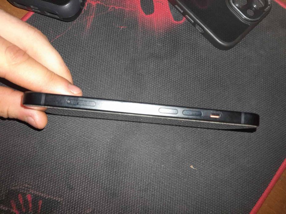 Продам айфон 15. 128 гб. Неверлок. Читайте описания.