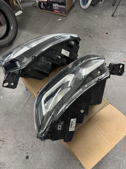 Par de Óticas Originais Valeo - Citroën Berlingo