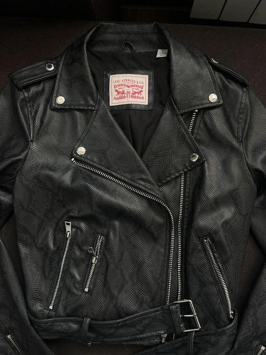 Шкіряна косуха Levis