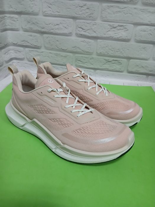 ECCO Biom 2.2 Кросівки повсякденні жіночі розмір 41