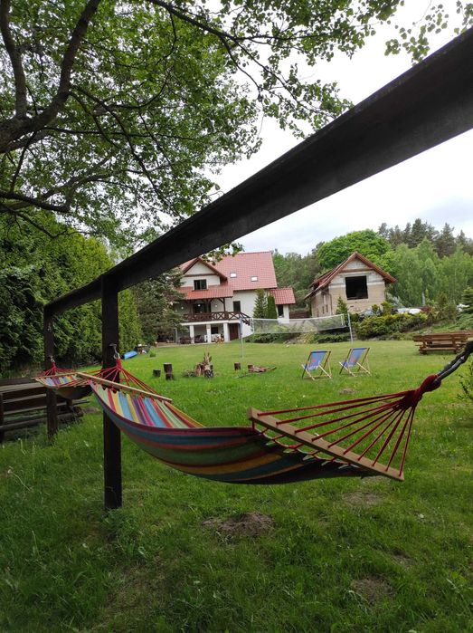 Pokoje i rzeka w ogrodzie, w Swornegaciach. Cicho, Spokojnie, Uroczo.