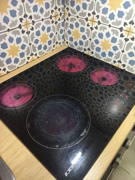 Fogão elétrico usado