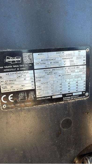 Empilhador Doosan de 2023