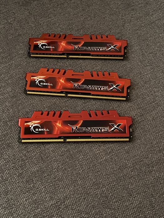 Оперативна памʼять GSKILL RIPJAWSX DDR3 2133 12gb
