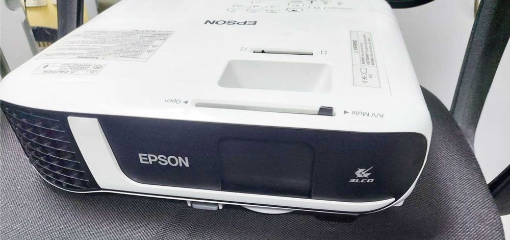 Проектор Epson EB-FH52 White (V11H978040)