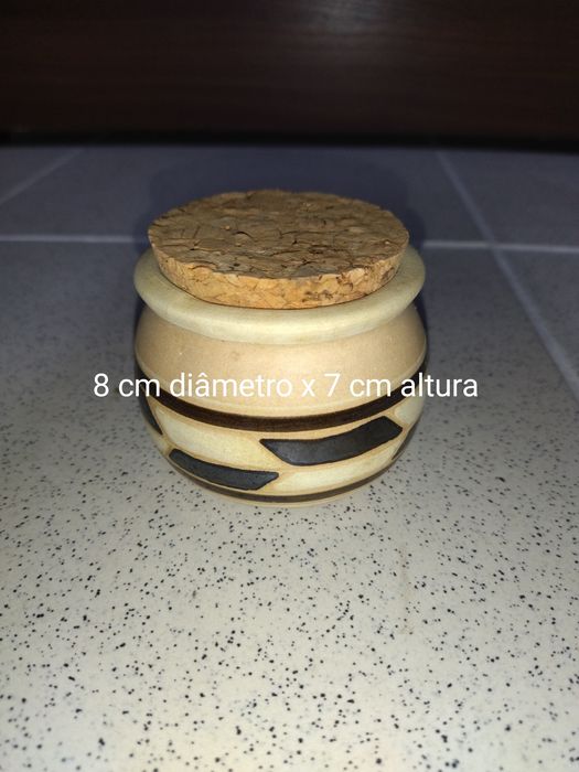 Caixa de cerâmica