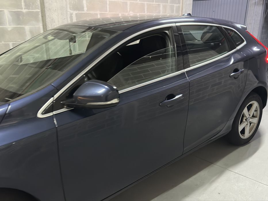 Volvo V40 D2 Eco Momentum foto 4