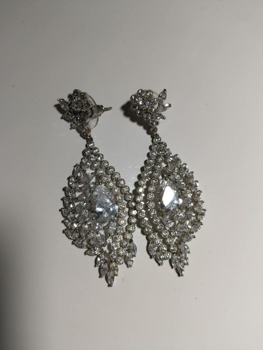 Сережки у формі краплі