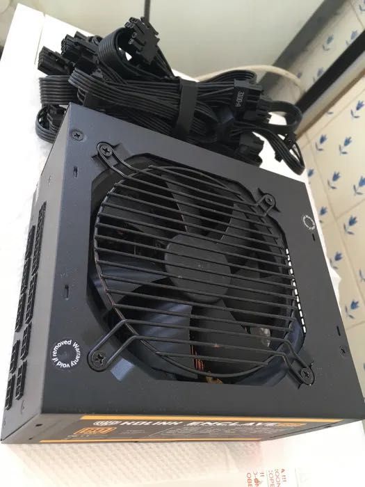 Fonte Kolink Full Modular 700W 80 Plus GOLD Novo