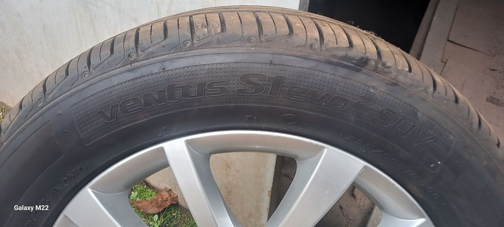 Шини Hankook Ventus S1 Evo 2 SUV 235/55 R18