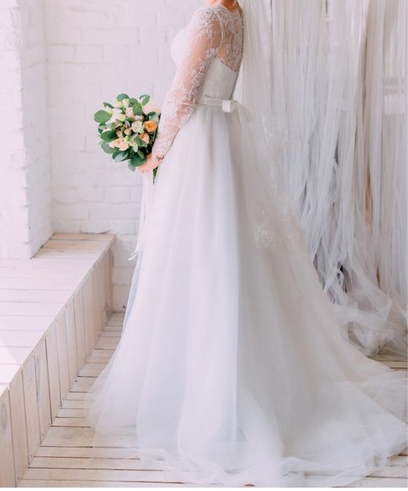 Весільна сукня А-силует