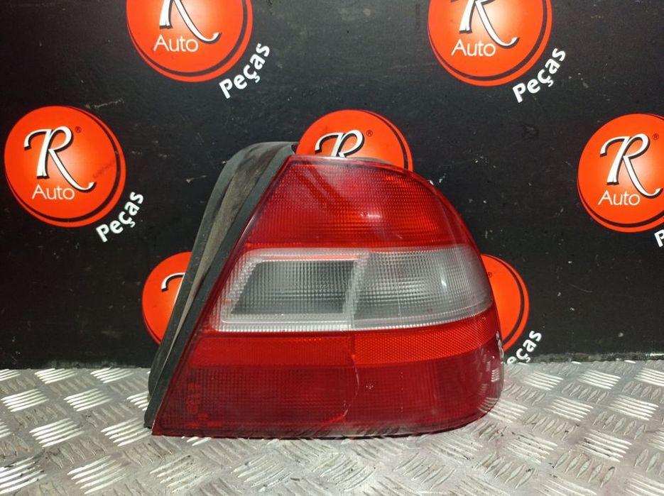 Farolim Stop Dto Honda Civic Vi Fastback (Ma, Mb)