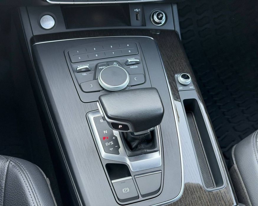 Продаж Audi Q5 Quattro