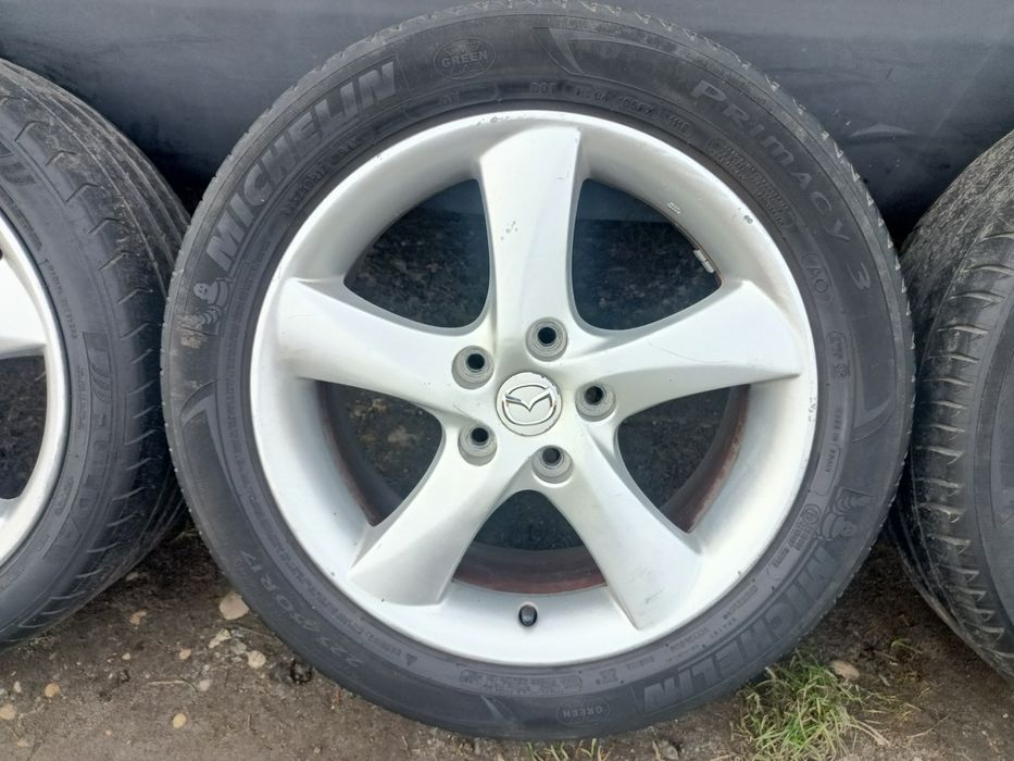 Felgi z oponami 215/45R17 5x114,3 Mazda 3 6 Hyundai Tucson Kia Ceed