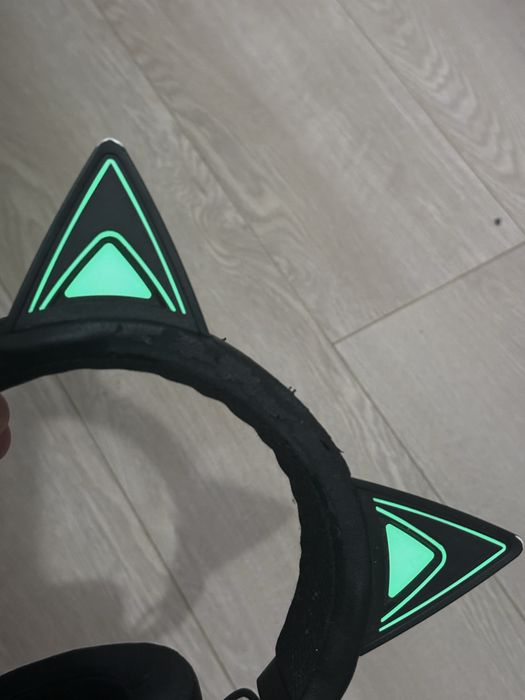 Słuchawki przewodowe Razer Kraken Kitty Edition z pudełkiem