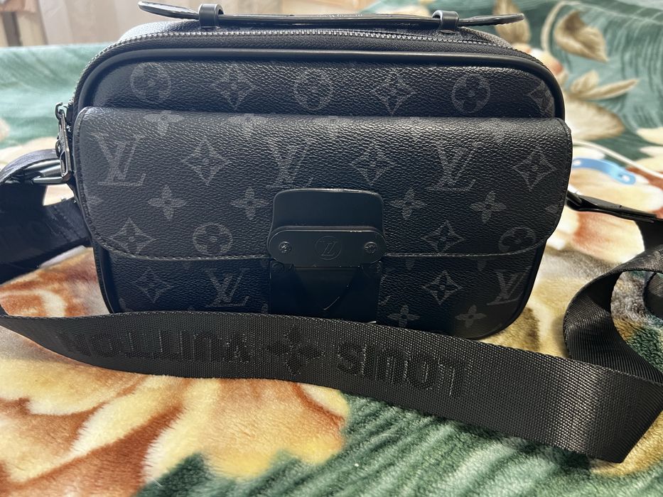 Сумка Louis Vuitton Avenue Sling Bag