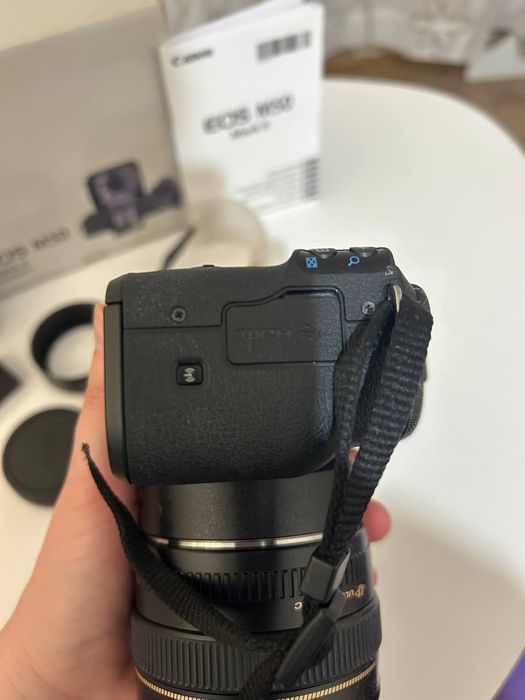 Продам Canon EOS M50 Mark II