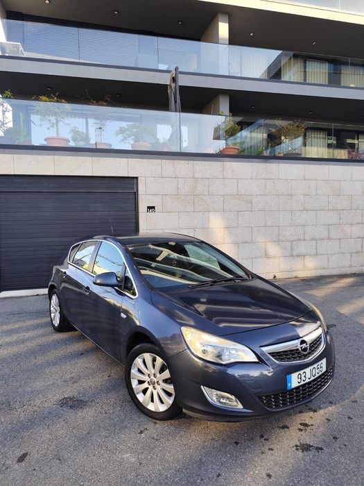 Opel Astra J 1.3 CDTI COSMO | Ano 2010 | 95cv | 250Mil Kms impecável