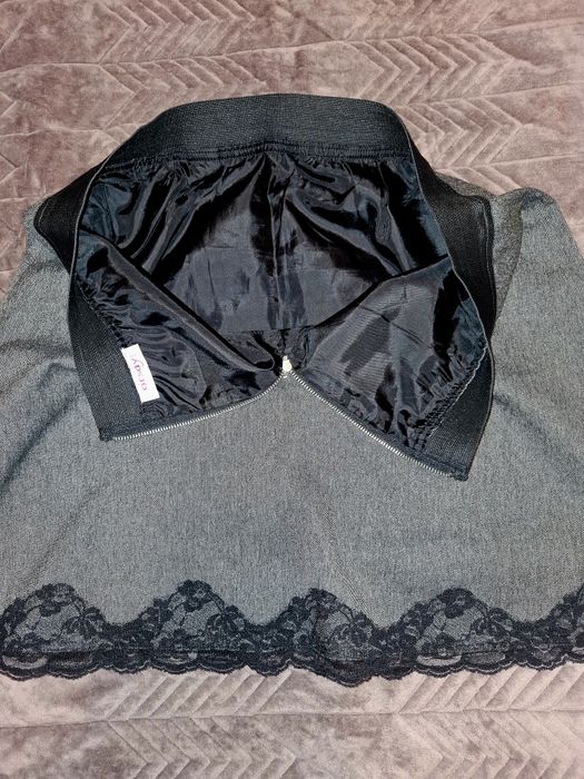 Продам спідниці в ідеальному стані на об 120