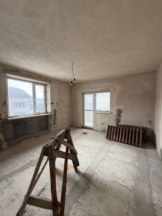 Продається будинок в м. Борщів