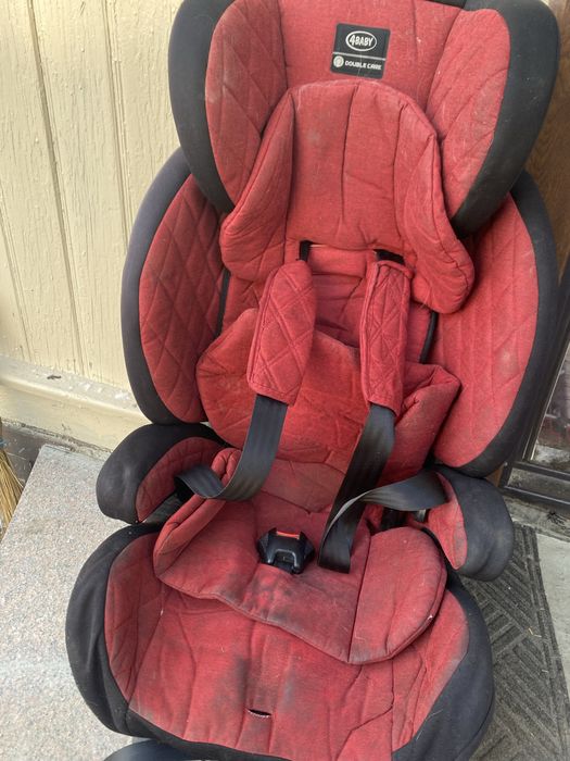 Крісла автомобільні дитячі крісло