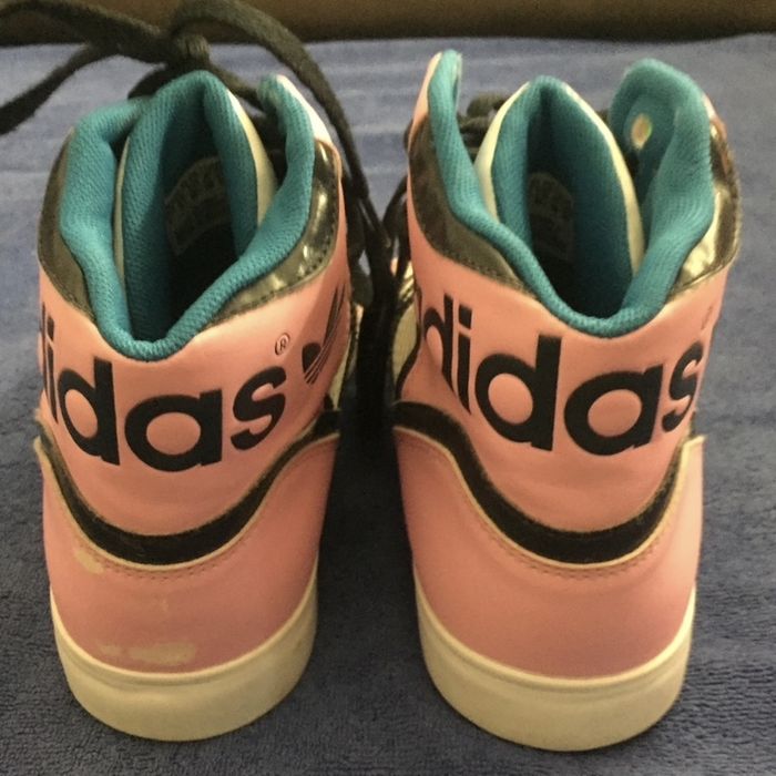 ADIDAS - 38, 2/3