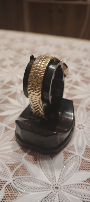Zegarek perfect bransoleta w kolorze złotym