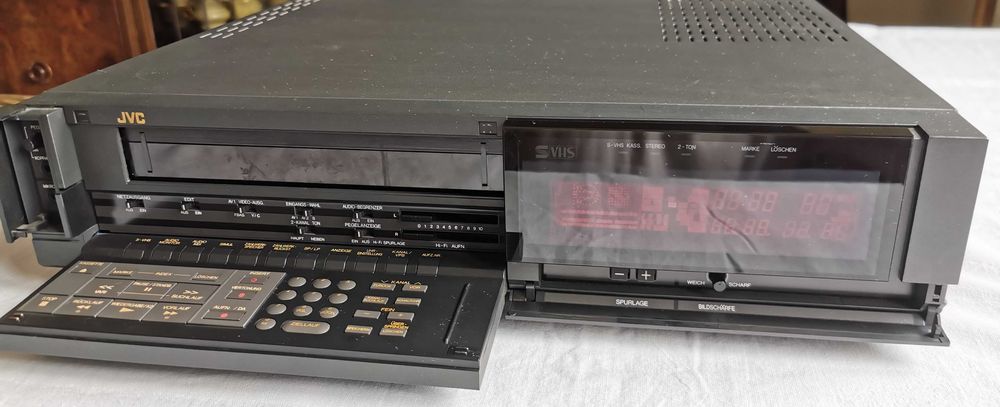 Magnetowid JVC SUPER VHS