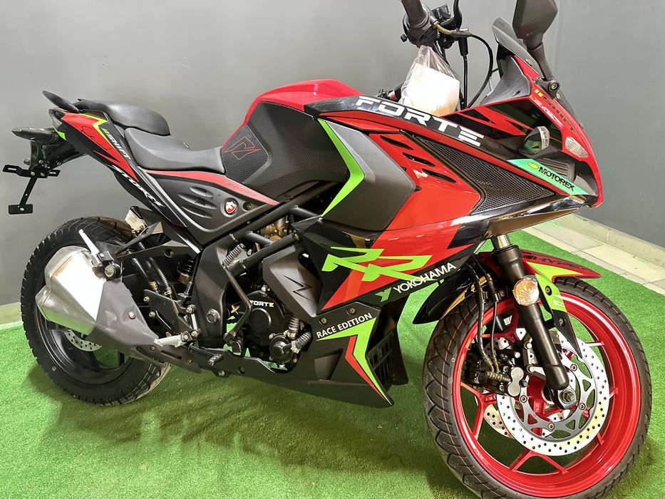 Мотоцикл FORTE 300 R1