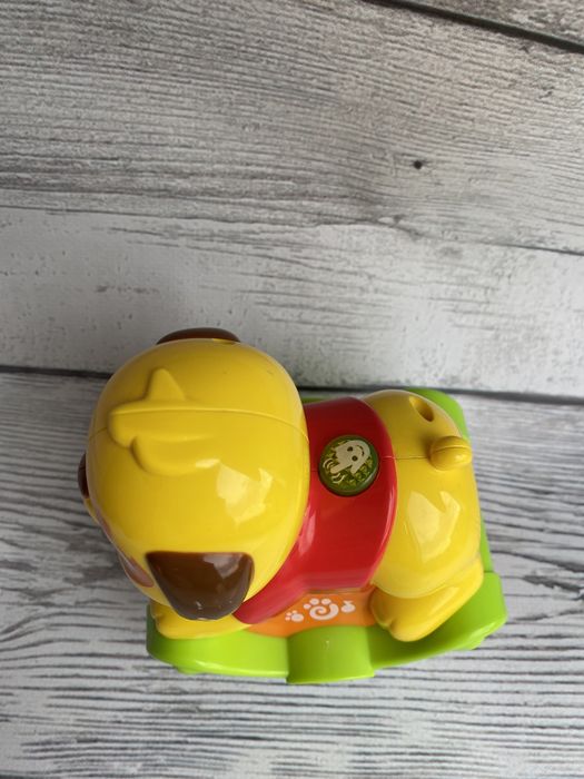 Музыкальная собачка неваляшка Huile Toys