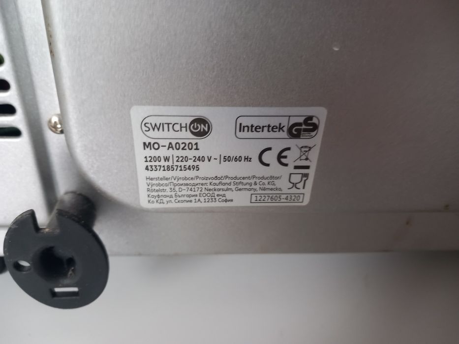 Mini piekarnik elektryczny