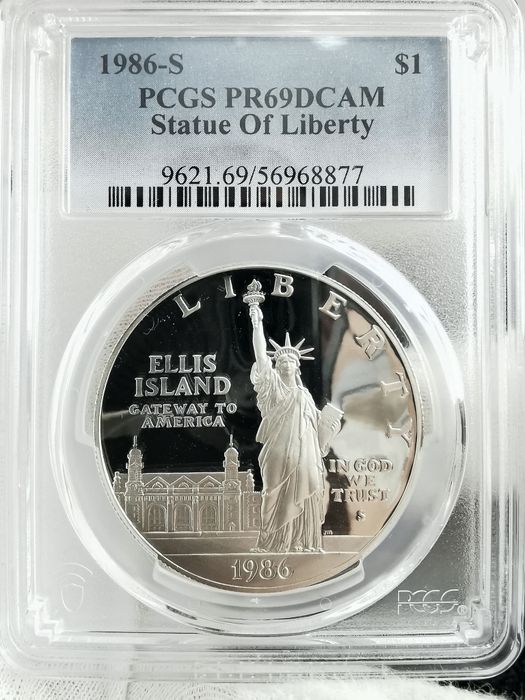 США 1 долар 1986р. 100-річчя Статуї Свободи. СРІБЛО. СЛАБ.